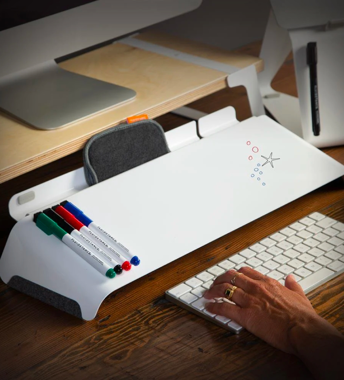 slope-desk-whiteboard-5.jpg | Image