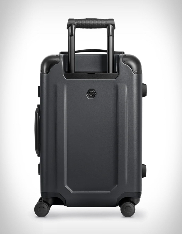 solgaard-carry-on-closet-original-4.jpg | Image
