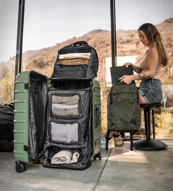 solgaard-carry-on-closet-original-6.jpg