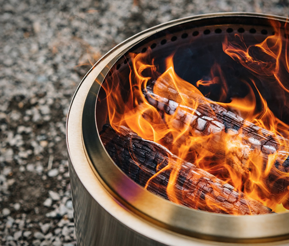 最新のデザイン Solo Stove Bonfire バーベキュー・調理用品