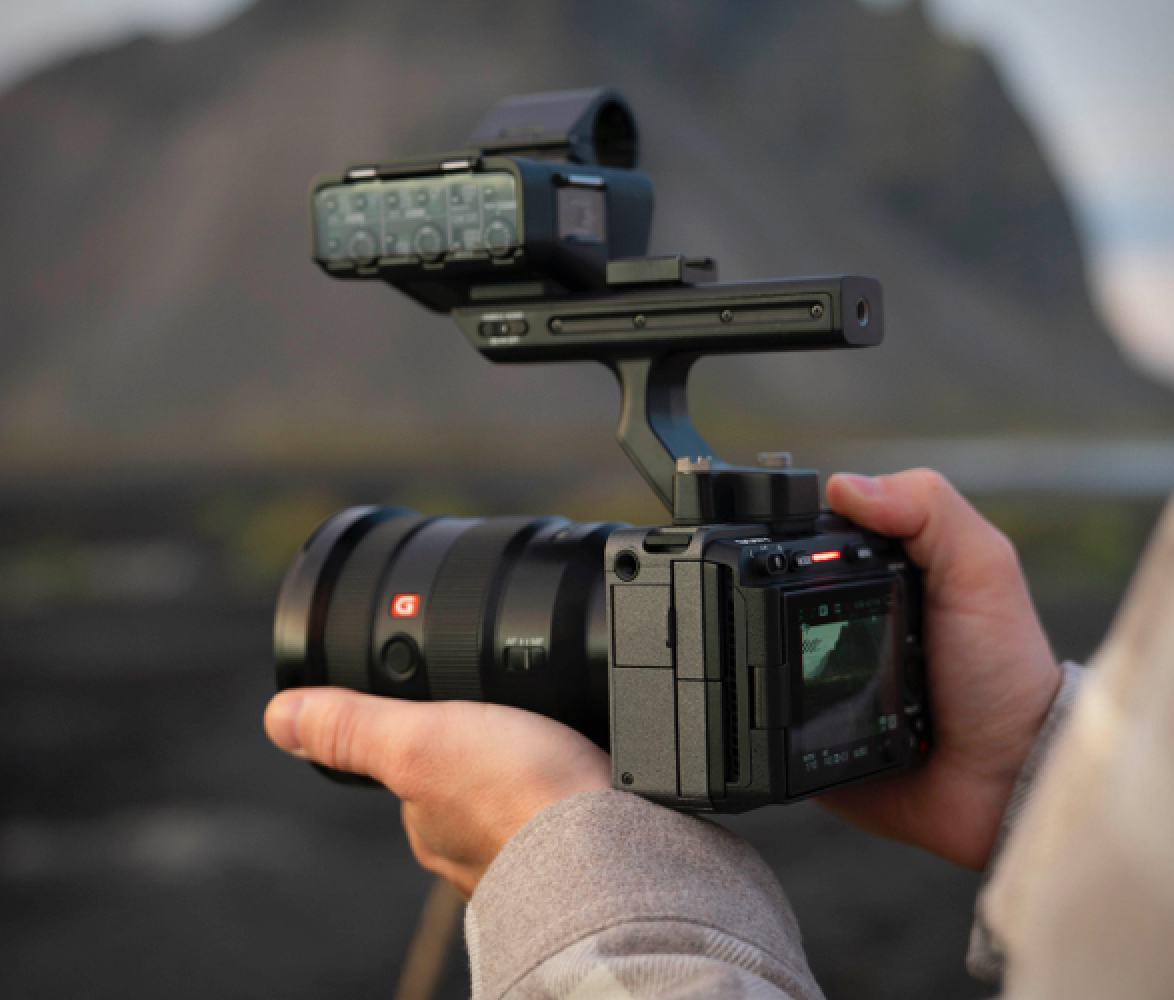 sony-fx30-digital-cinema-camera-7.jpg