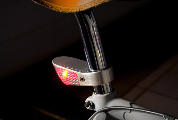 sparse-fixed-bike-lights-3.jpg | Image