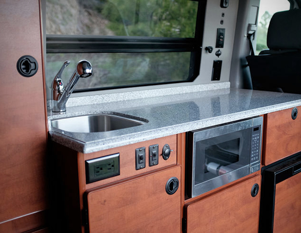 sportsmobile-mercedes-sprinter-8.jpg