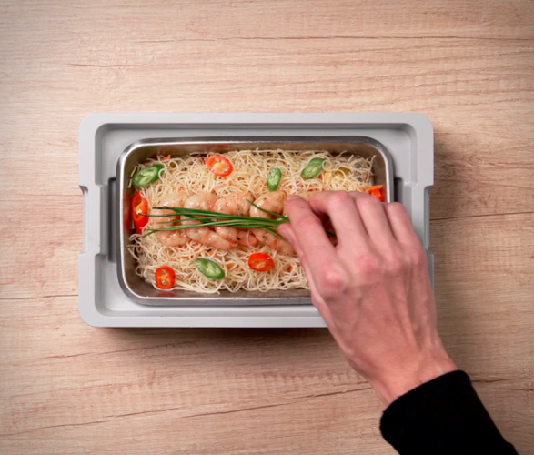 steambox-self-heating-lunchbox-3.jpg | Image