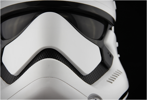 stormtrooper-helmet-6.jpg