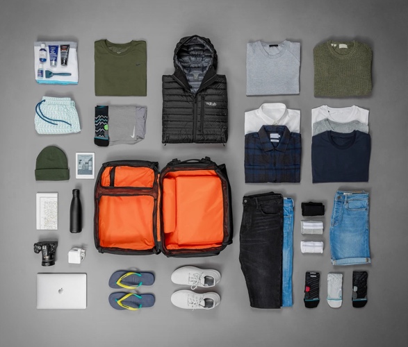 stubble-co-adventure-bag-4.jpg | Image
