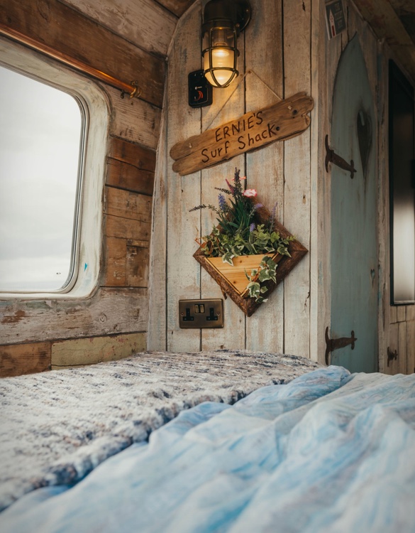 supertramped-camper-van-10.jpg