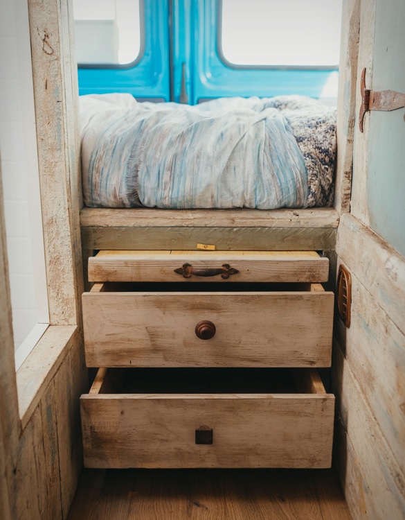 supertramped-camper-van-11.jpg
