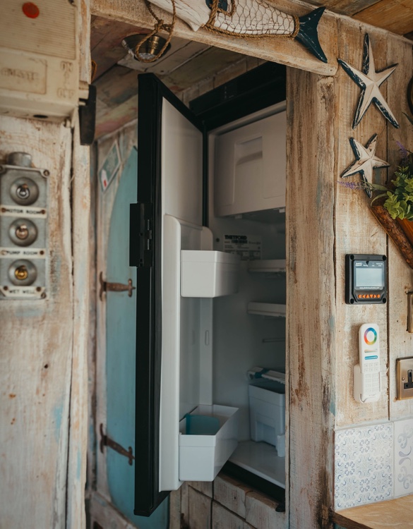supertramped-camper-van-8.jpg