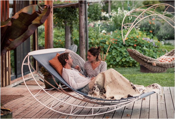 svelio-garden-rocker-4.jpg | Image