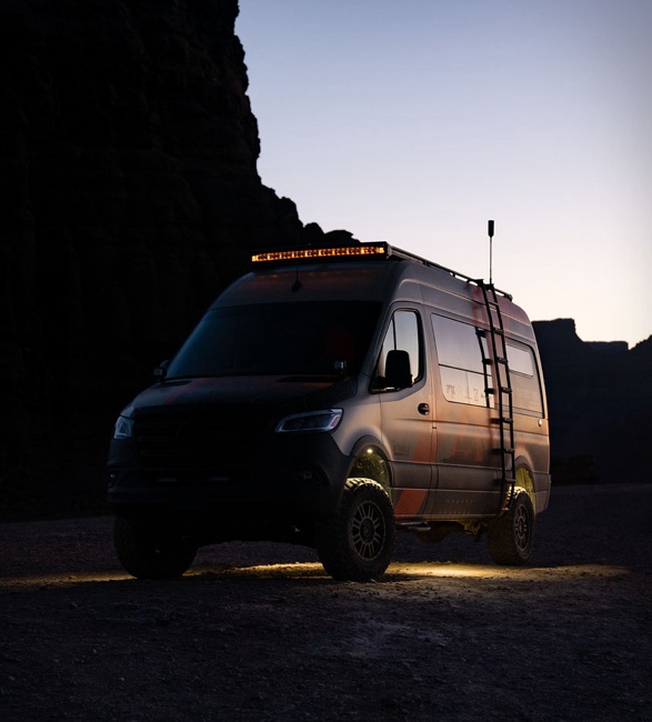 tails-biking-camper-van-17.jpg