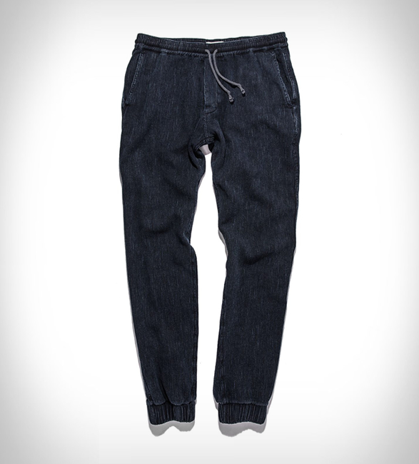 taylor-stitch-apres-pants-shorts-3.jpg | Image