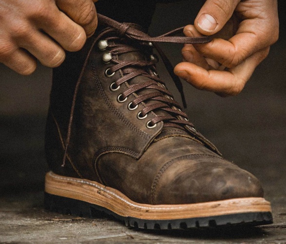 taylor-stitch-espresso-grizzly-moto-boot-6.jpg