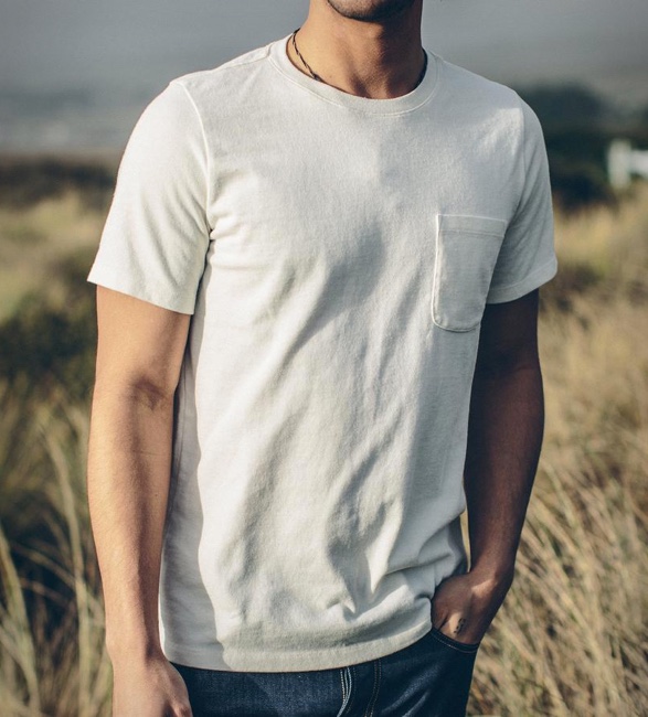 taylor-stitch-heavy-bag-tshirt-7.jpg
