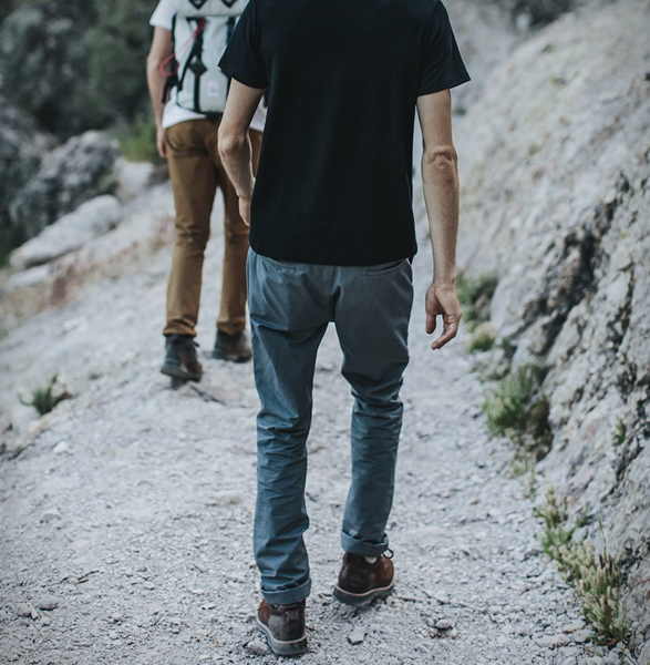 taylor-stitch-travel-chino-3.jpg | Image
