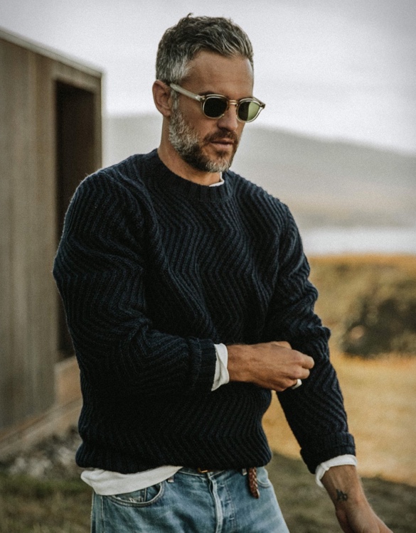 taylor-stitch-wave-sweater-3.jpg | Image