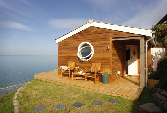 the-edge-cottage-cornwall-2.jpg | Image
