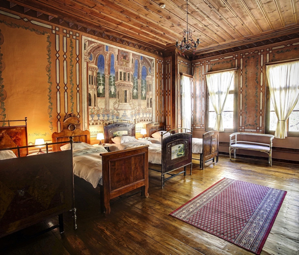 the-grand-hostels-7.jpg