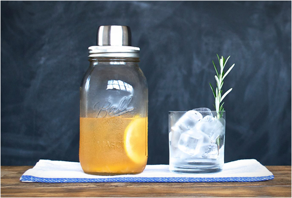 the-mason-jar-cocktail-shaker-6.jpg