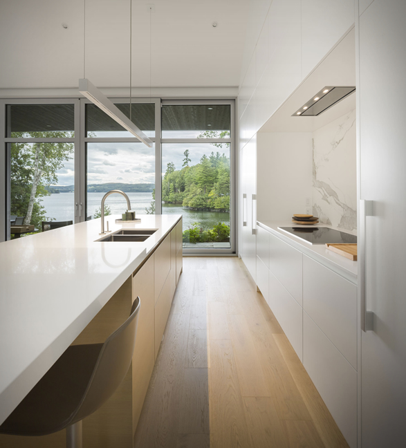 the-slender-house-8.jpg