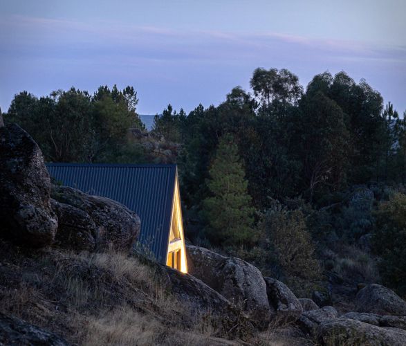 the-vagar-mountain-shelters-11.jpg | Image