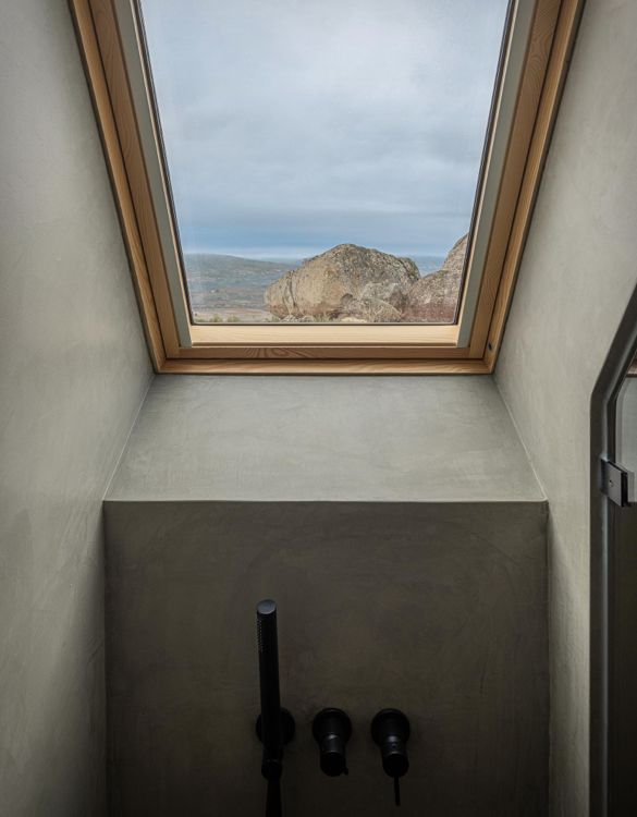 the-vagar-mountain-shelters-6a.jpg | Image