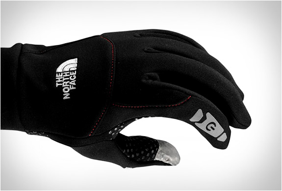 the_north_face_etip_gloves-5.jpg | Image