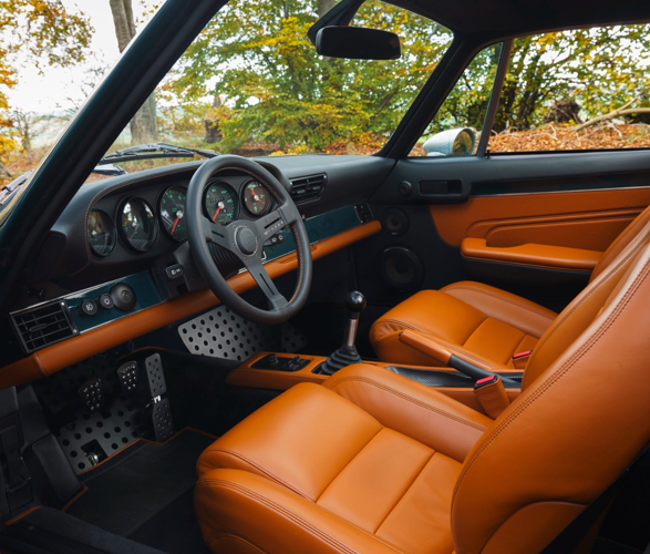 theon-design-porsche-911-restomod-7.jpg