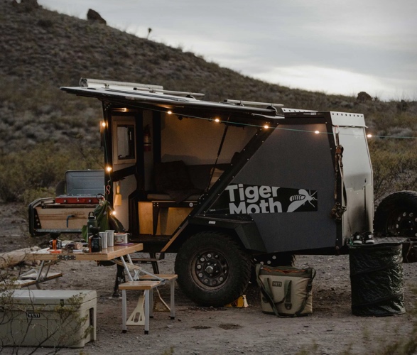 tiger-moth-camper-11.jpg