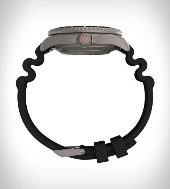 timex-deepwater-meridian-300-titanium-hev-automatic-3.jpg | Image