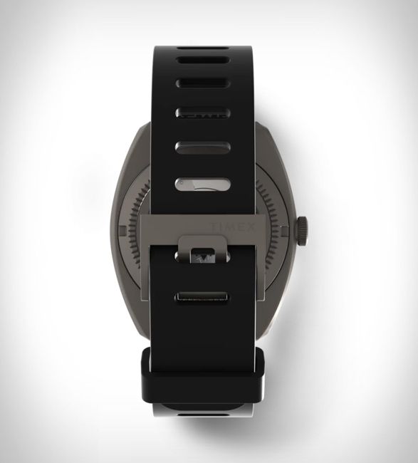 timex-expedition-gmt-titanium-2.jpg | Image