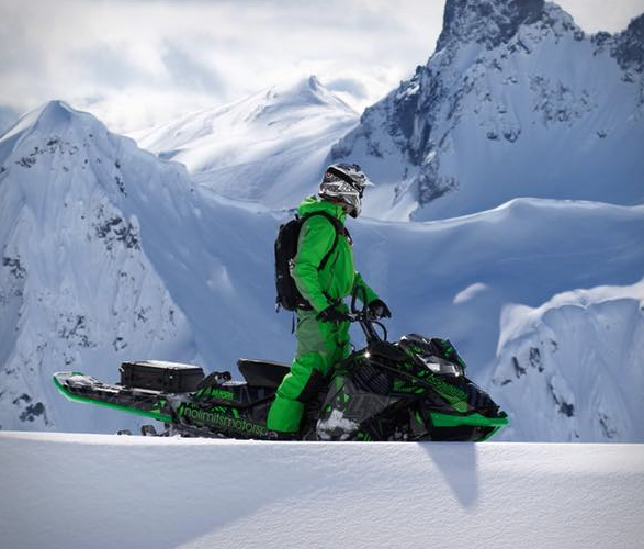 tobe-snow-mono-suit-6.jpg
