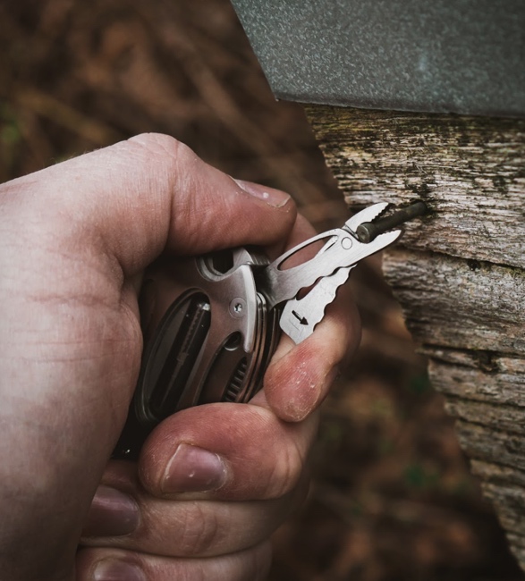 toolfob-titanium-multitool-6.jpg