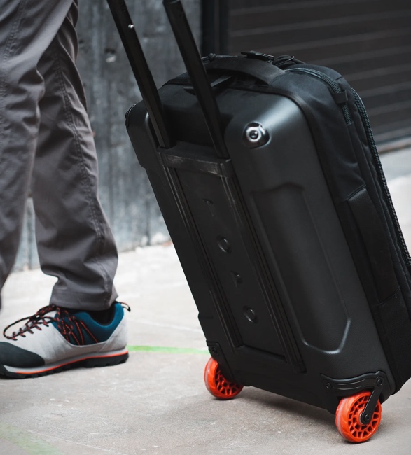 topo-designs-travel-bag-roller-7.jpg