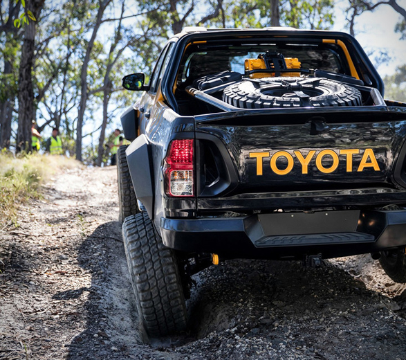 toyota-hilux-tonka-truck-6.jpg