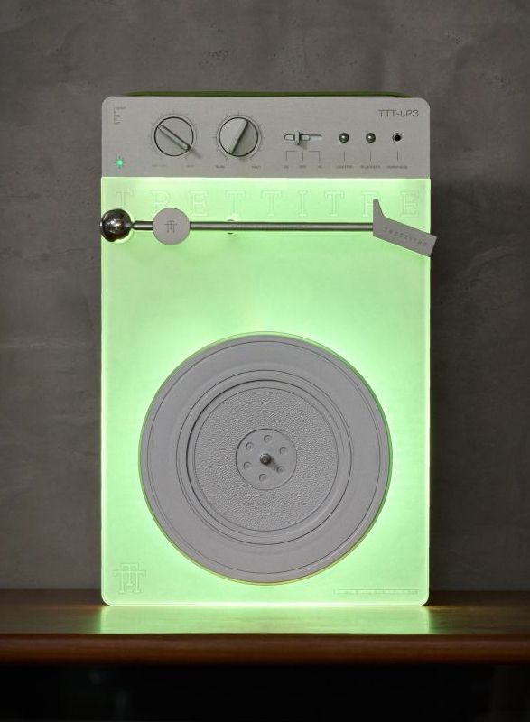 trettitre-retro-music-system-7.jpg | Image