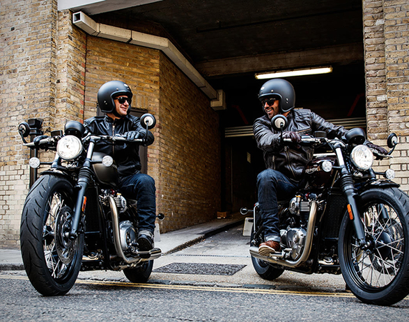 triumph-bonneville-bobber-11.jpg