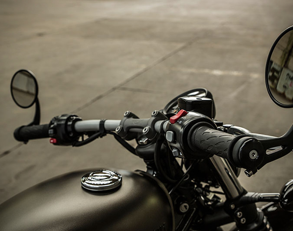 triumph-bonneville-bobber-6.jpg