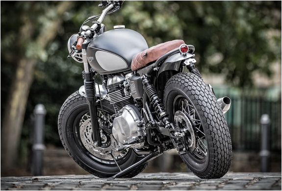 triumph-bonneville-down-out-9.jpg