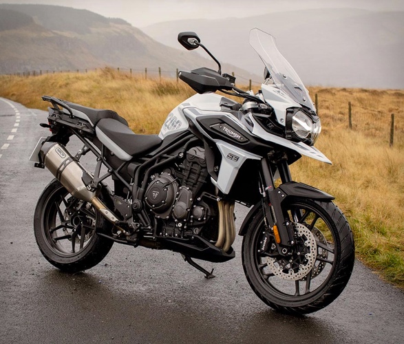 triumph-tiger-1200-desert-and-alpine-editions-8.jpg