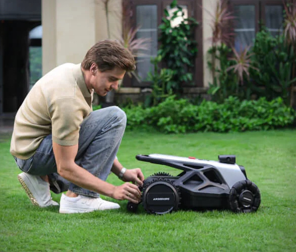 Tron AI Robotic Mower