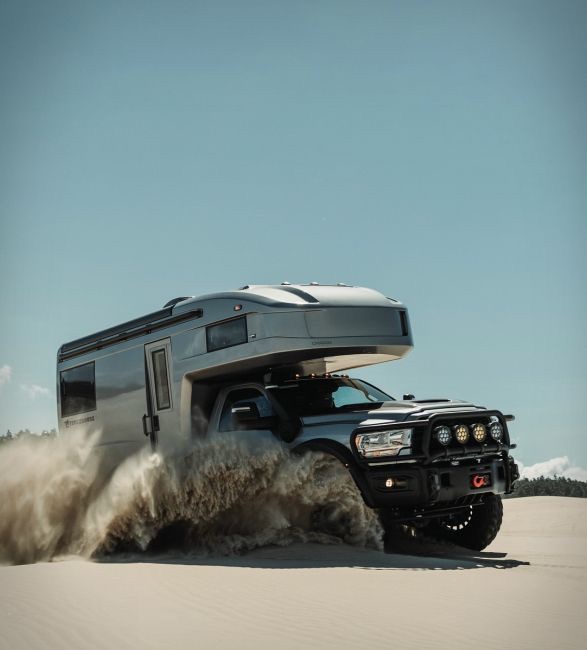truckhouse-bcr-expedition-camper-10.jpeg