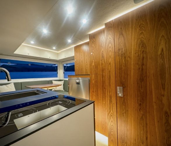 truckhouse-bcr-expedition-camper-12.jpeg