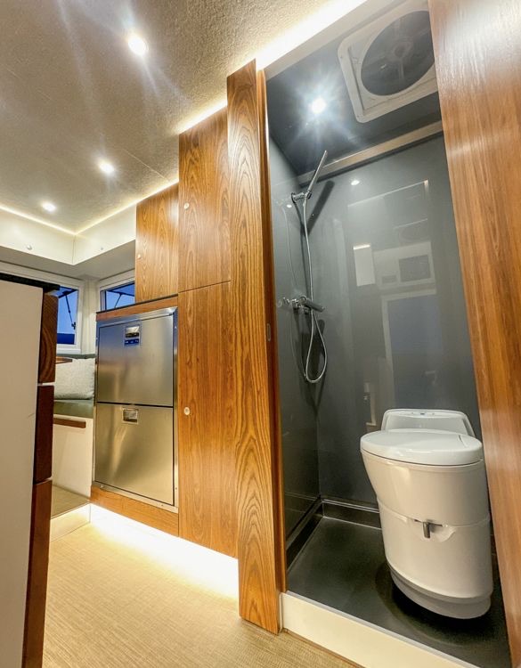 truckhouse-bcr-expedition-camper-14.jpeg