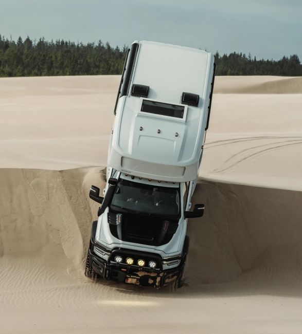 truckhouse-bcr-expedition-camper-8.jpg