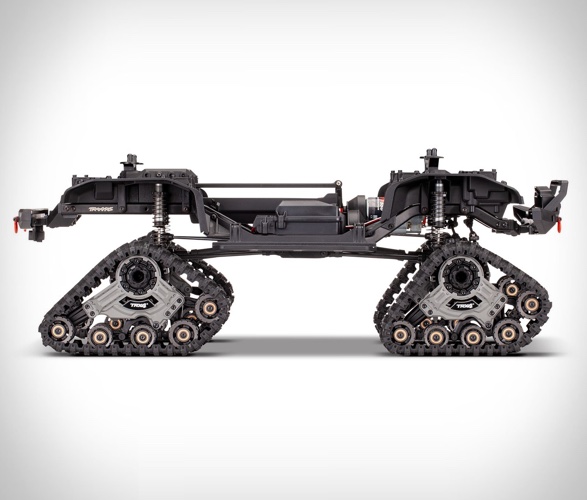 trx-4-all-terrain-traxx-2.jpg | Image