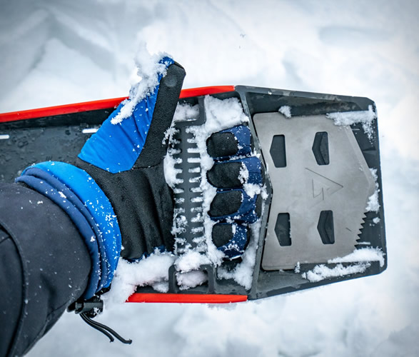 tusk-survival-shovel-3.jpg | Image
