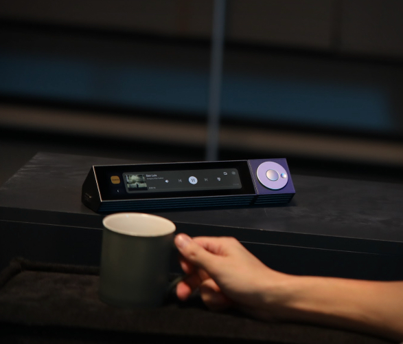 ultrabar-x-modular-desktop-smart-hub-4.jpg | Image