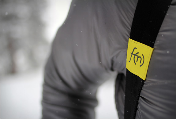 ultralight-snowboard-carry-system-4.jpg | Image