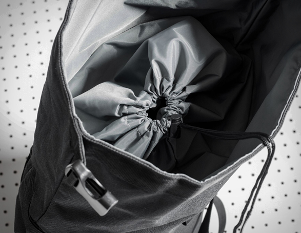 unsettle-commuter-duffle-bag-5.jpg | Image